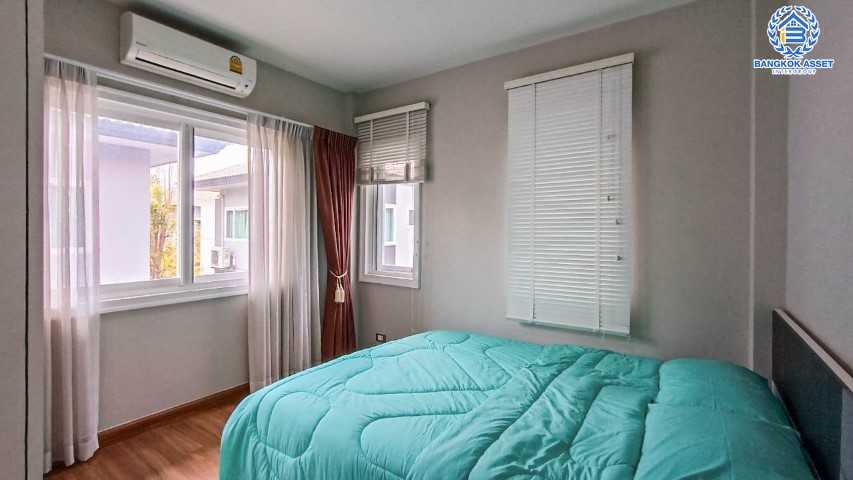 *****บ้านเดี่ยวมือสองย่านนนทบุรี ม.เดอะซิตี้ บางใหญ่ เนื้อที่กว้างขวางถึง 52.7 ตร.ว. ฟังก์ชันจัดเต็ม 4 ห้องนอน 3 ห้องน้ำ 2 ที่จอดรถ ตกแต่งเฟอร์นิเจอร์พร้อมอยู่ แถมฟรี! 4 เครื่องปรับอากาศ, 2 เครื่องทำน้ำอุ่น บนทำเลเยี่ยม ใกล้เซ็นทรัลเวสต์เกต และรถไฟฟ้าสายสีม่วง "สถานีคลองบางไผ่"